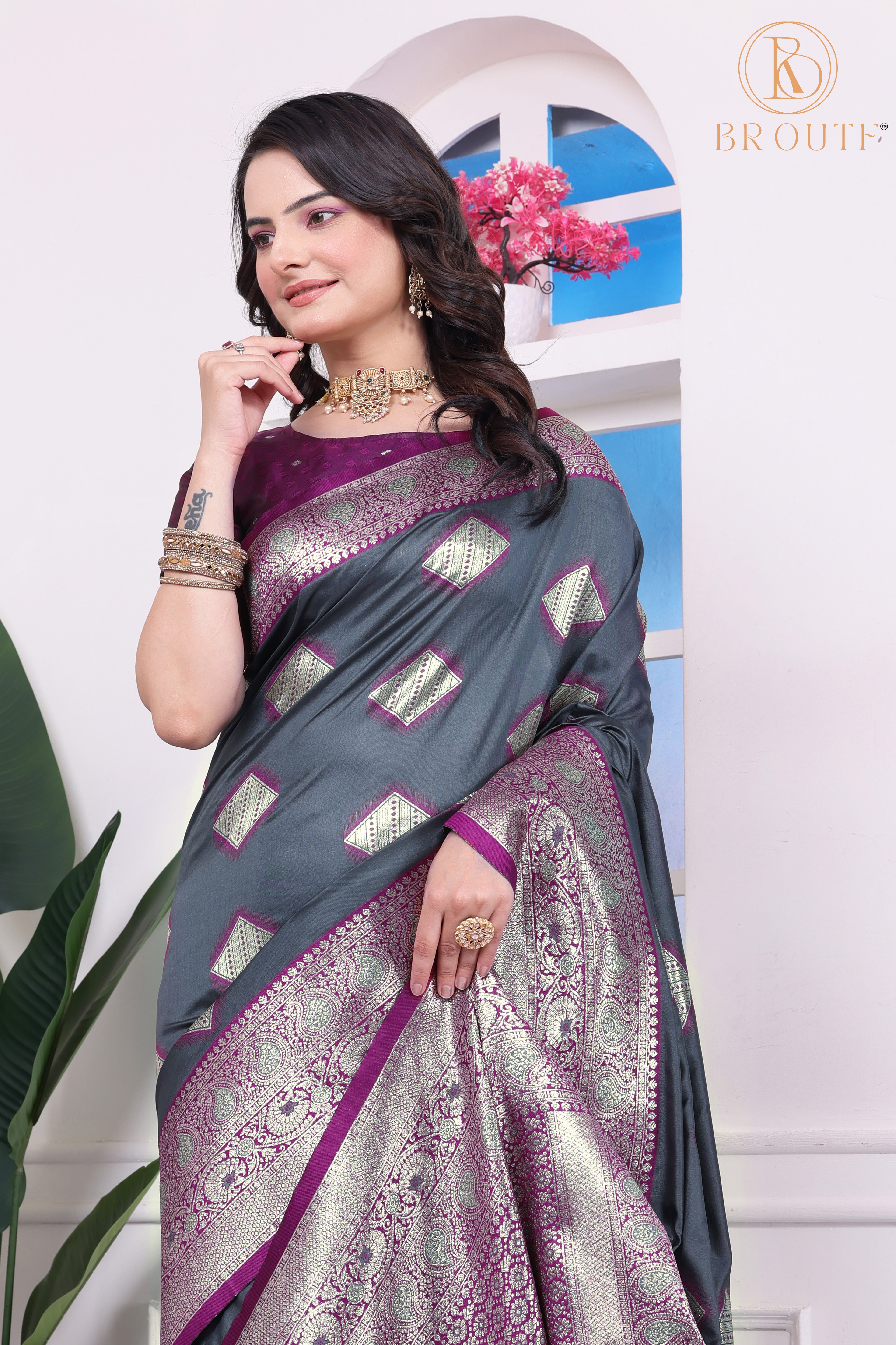 Elegant Grey & Purple Banarasi Silk Saree with Zari Woven Design