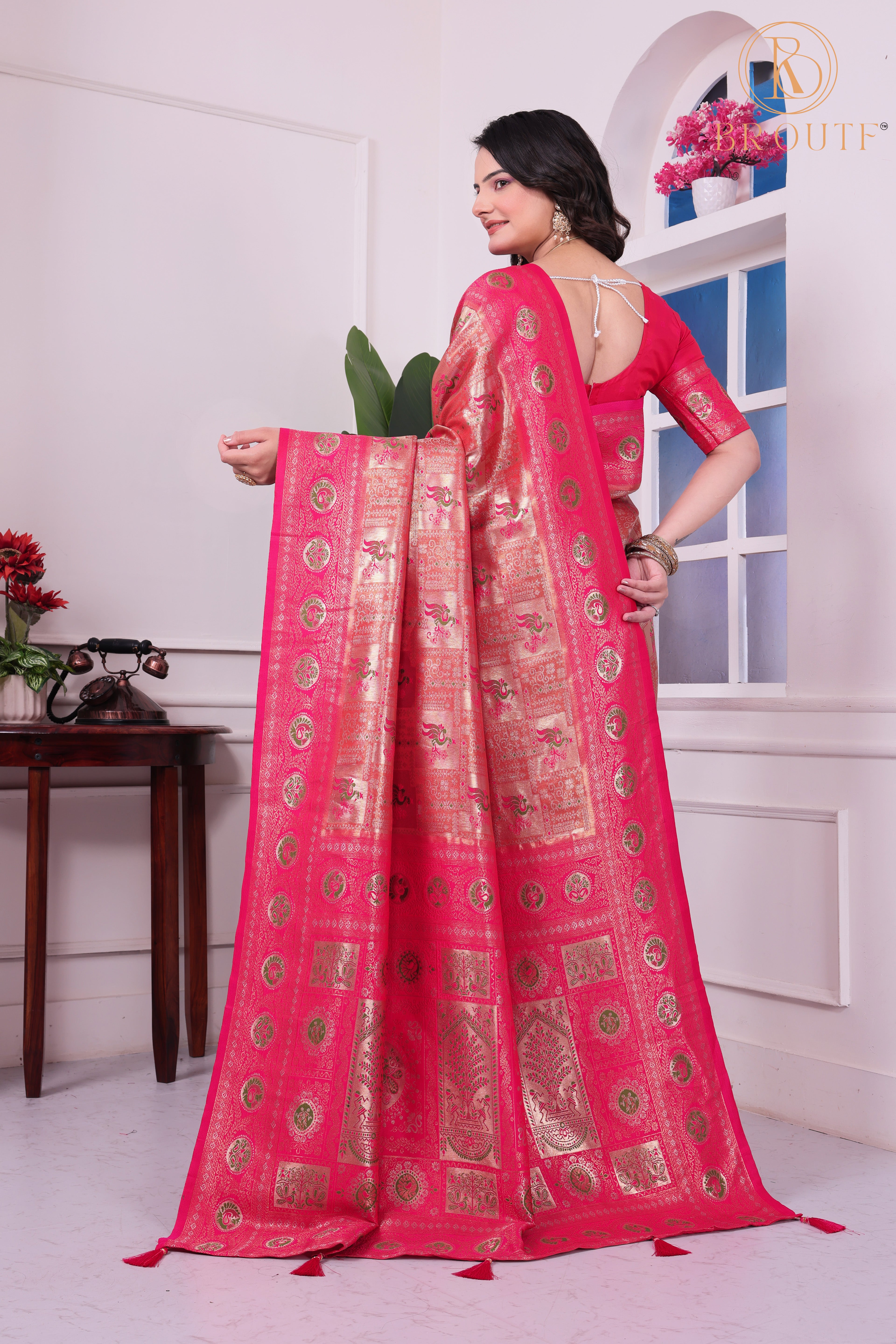 Elegant Pink Soft Silk Saree with Banarasi Zari Weaving and Tassels