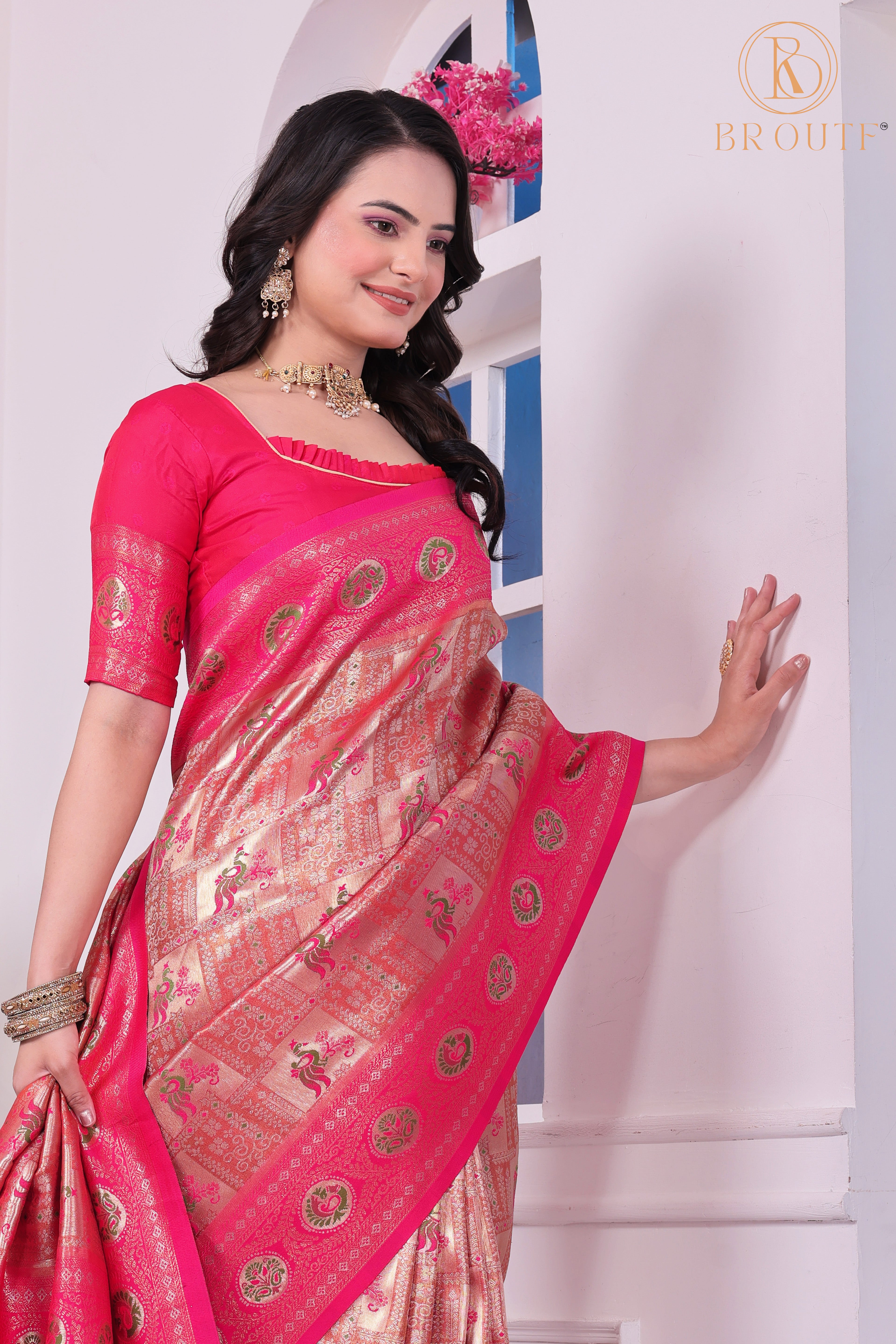 Elegant Pink Soft Silk Saree with Banarasi Zari Weaving and Tassels