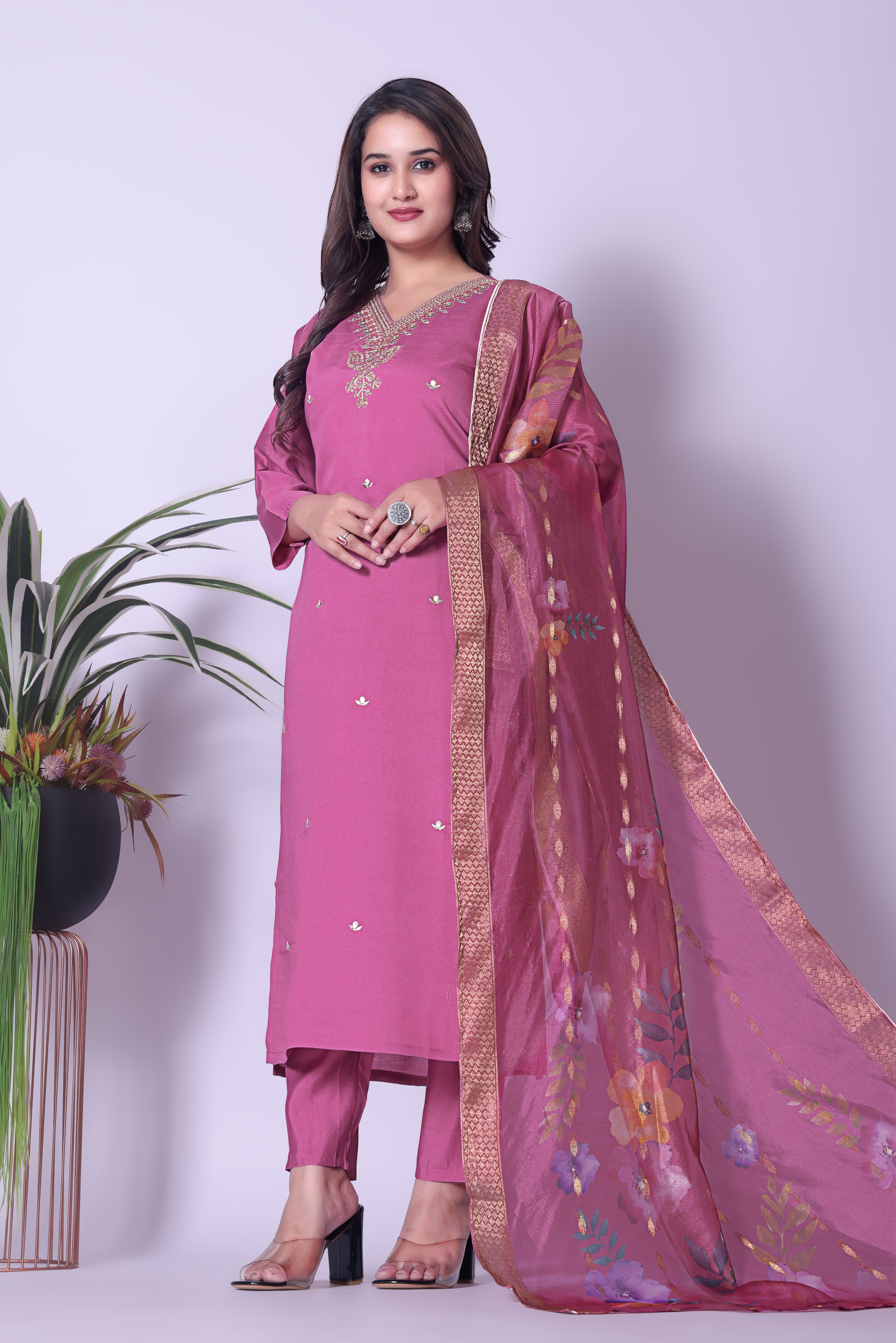 Stylish Pink Kurta Set for Women with Embellished Neckline and Floral Organza Dupatta