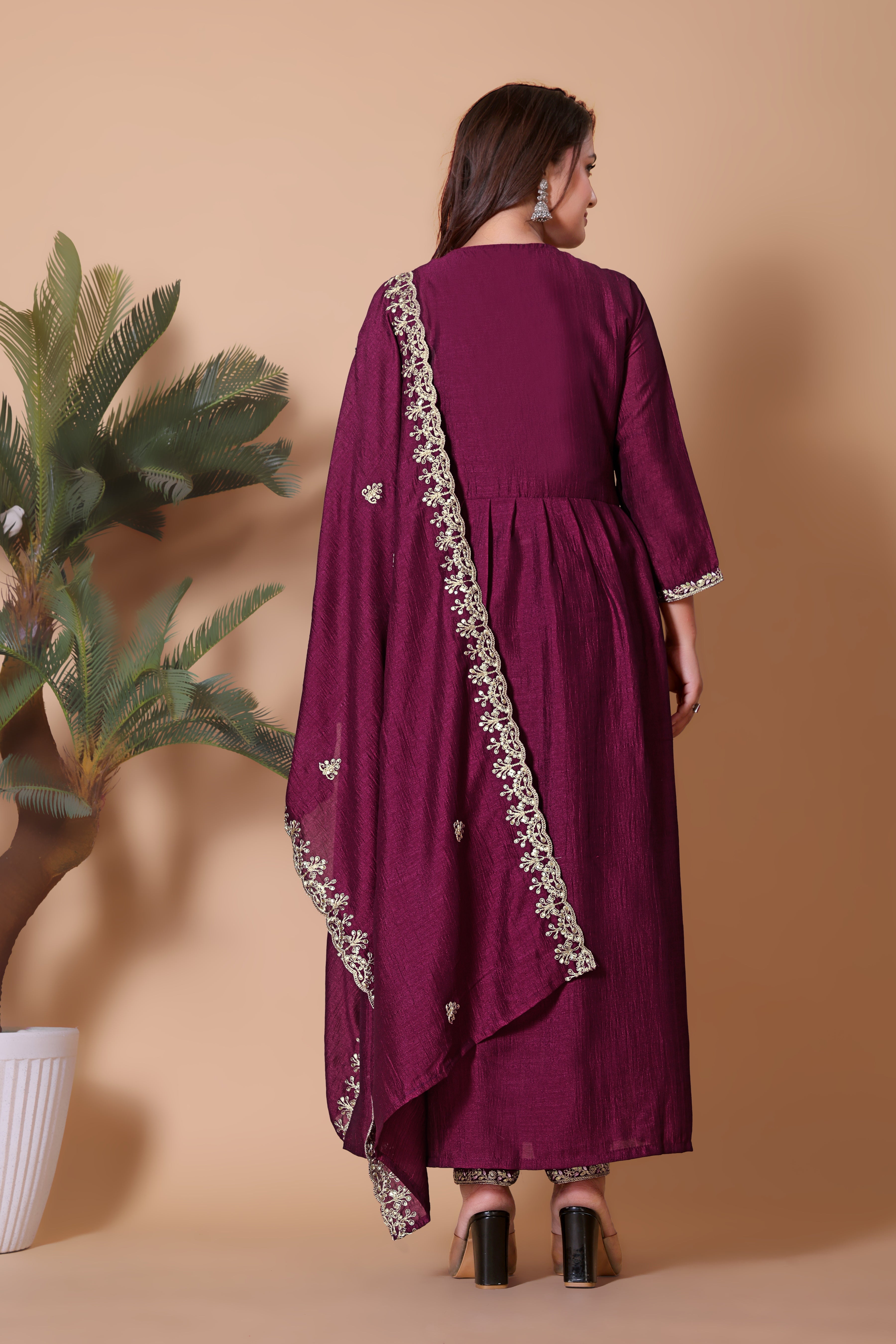 Women's Silk Blend Embroidered Anarkali Suit Set