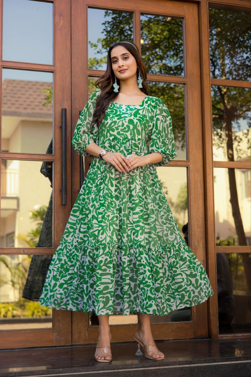 Women's Green & White Abstract Floral Georgette Maxi Dress