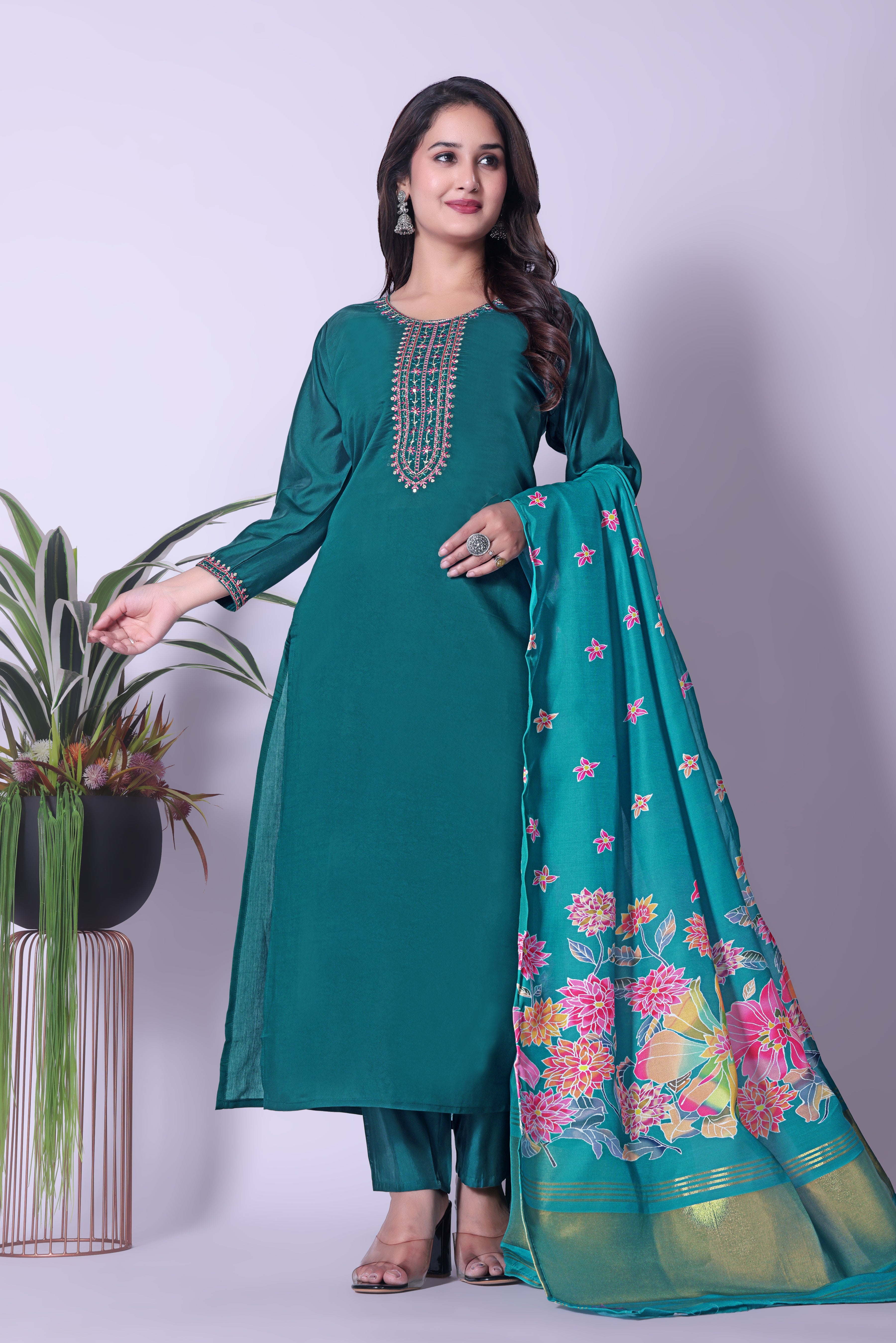 Stylish Embroidered Kurta & Pant Set with Organza Dupatta