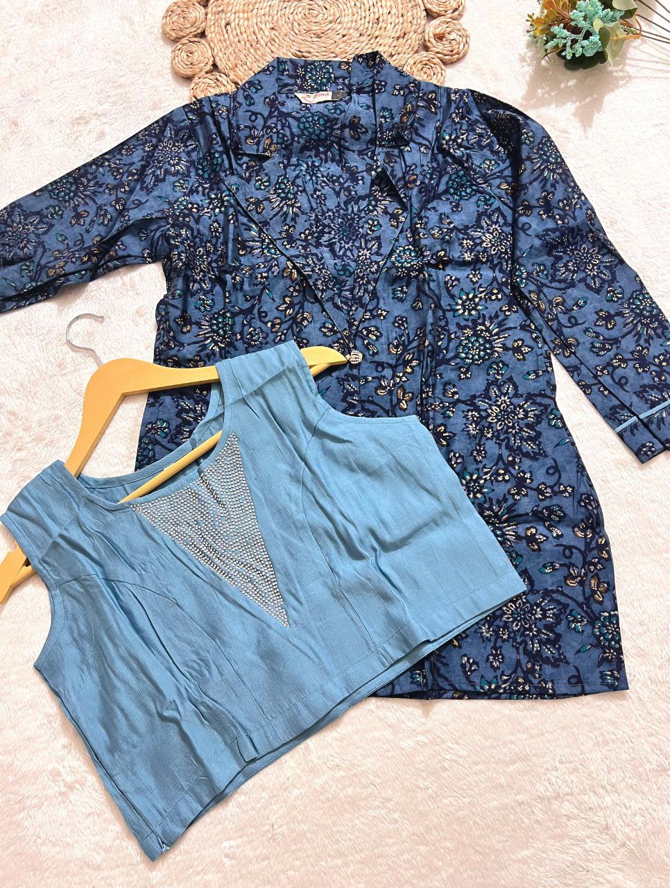 Women's Stylish Blue Silk Blend Printed Co-ord Set