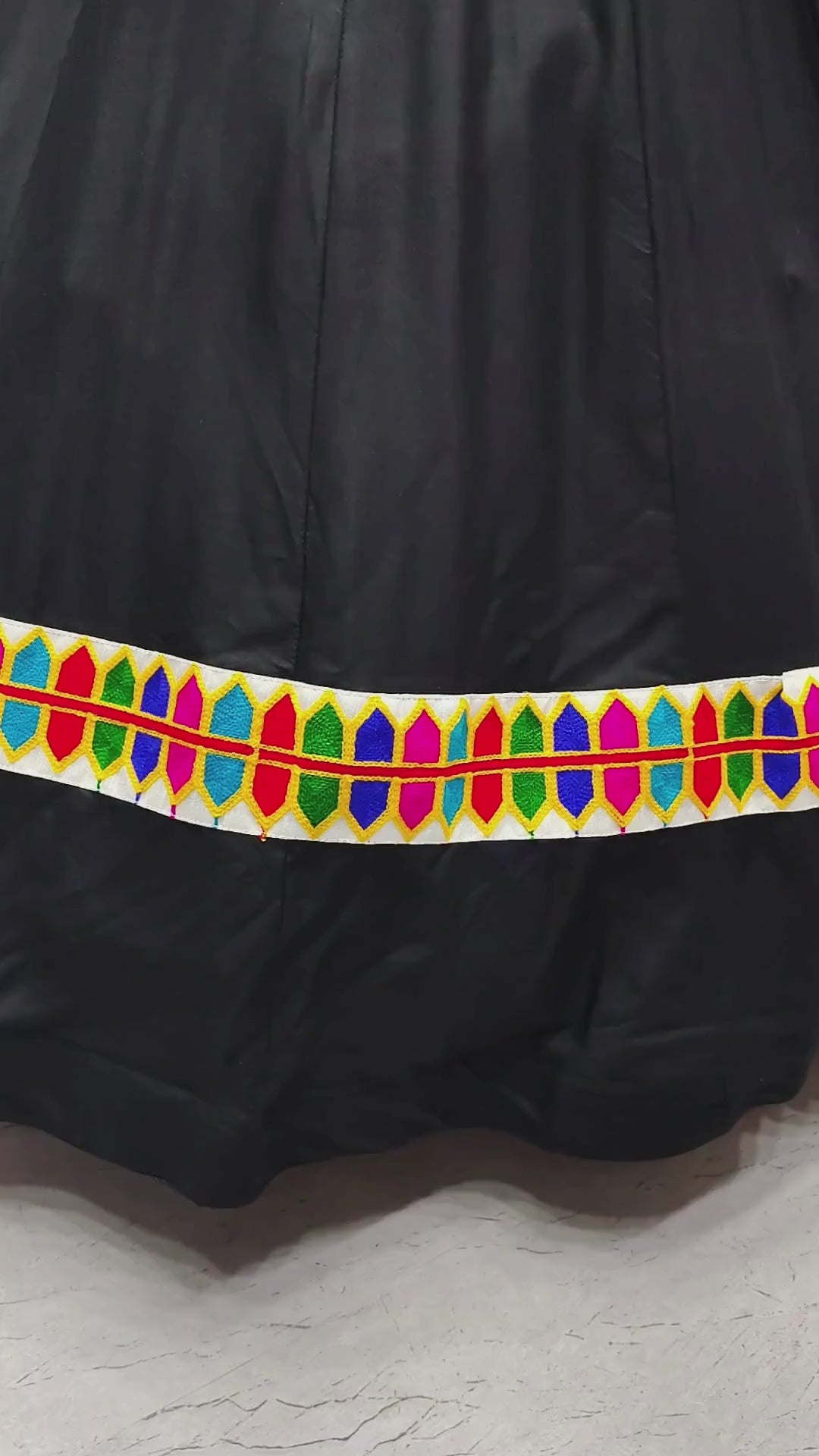 Traditional Black Chaniya Choli with Vibrant Bandhani Print Dupatta