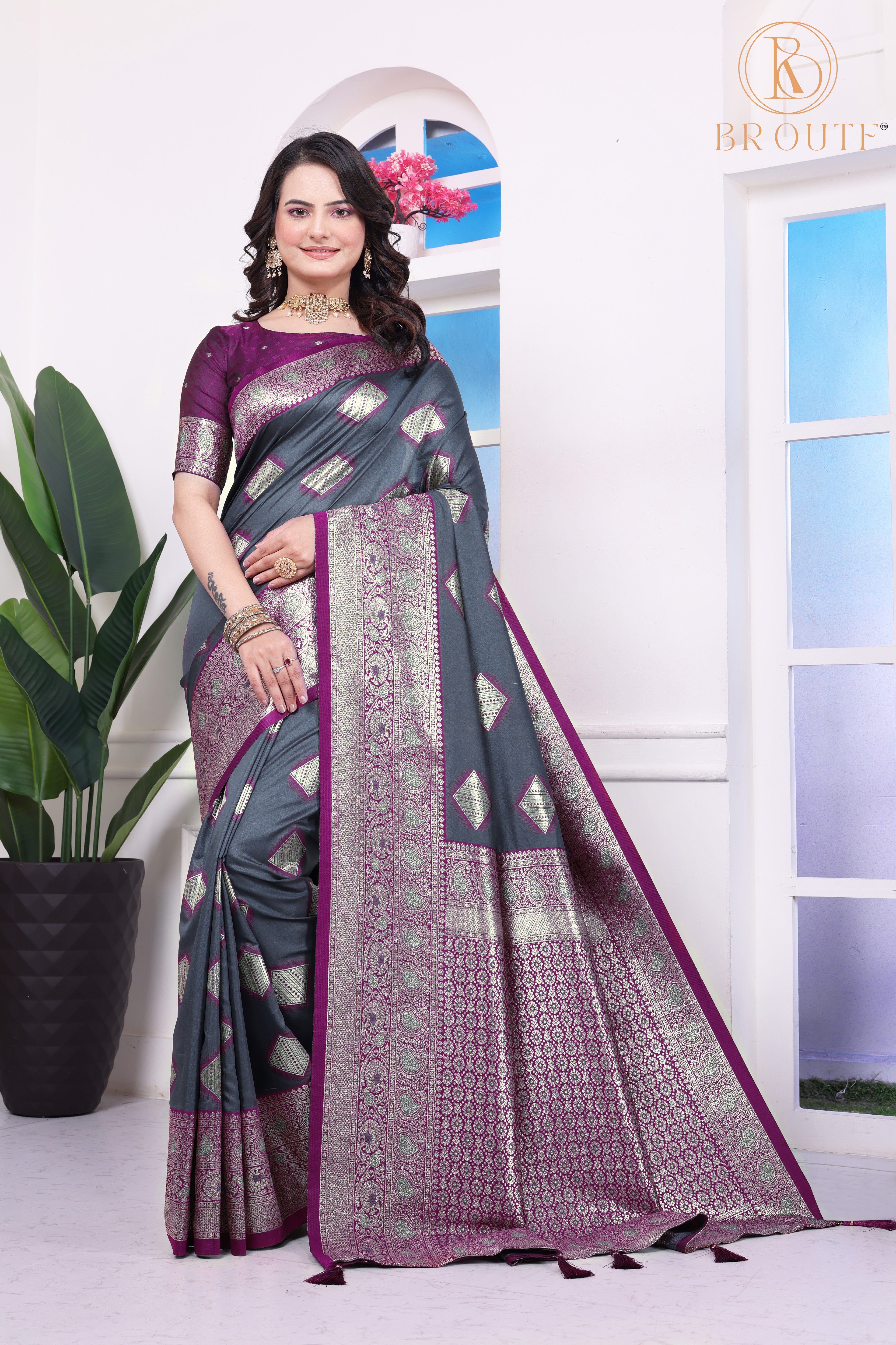 Elegant Grey & Purple Banarasi Silk Saree with Zari Woven Design