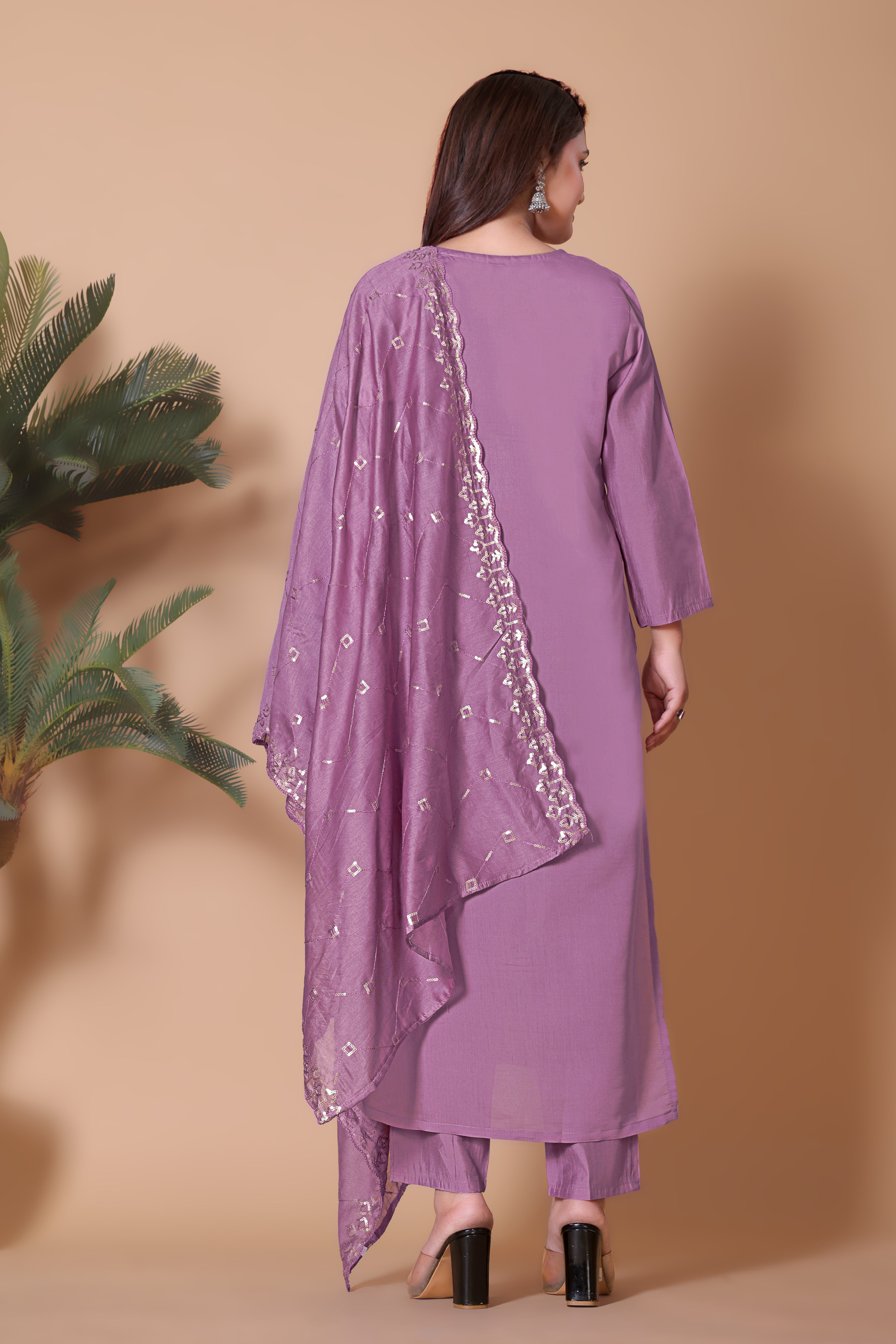 Women's Embroidered Pink Kurta Set with Dupatta and Pants
