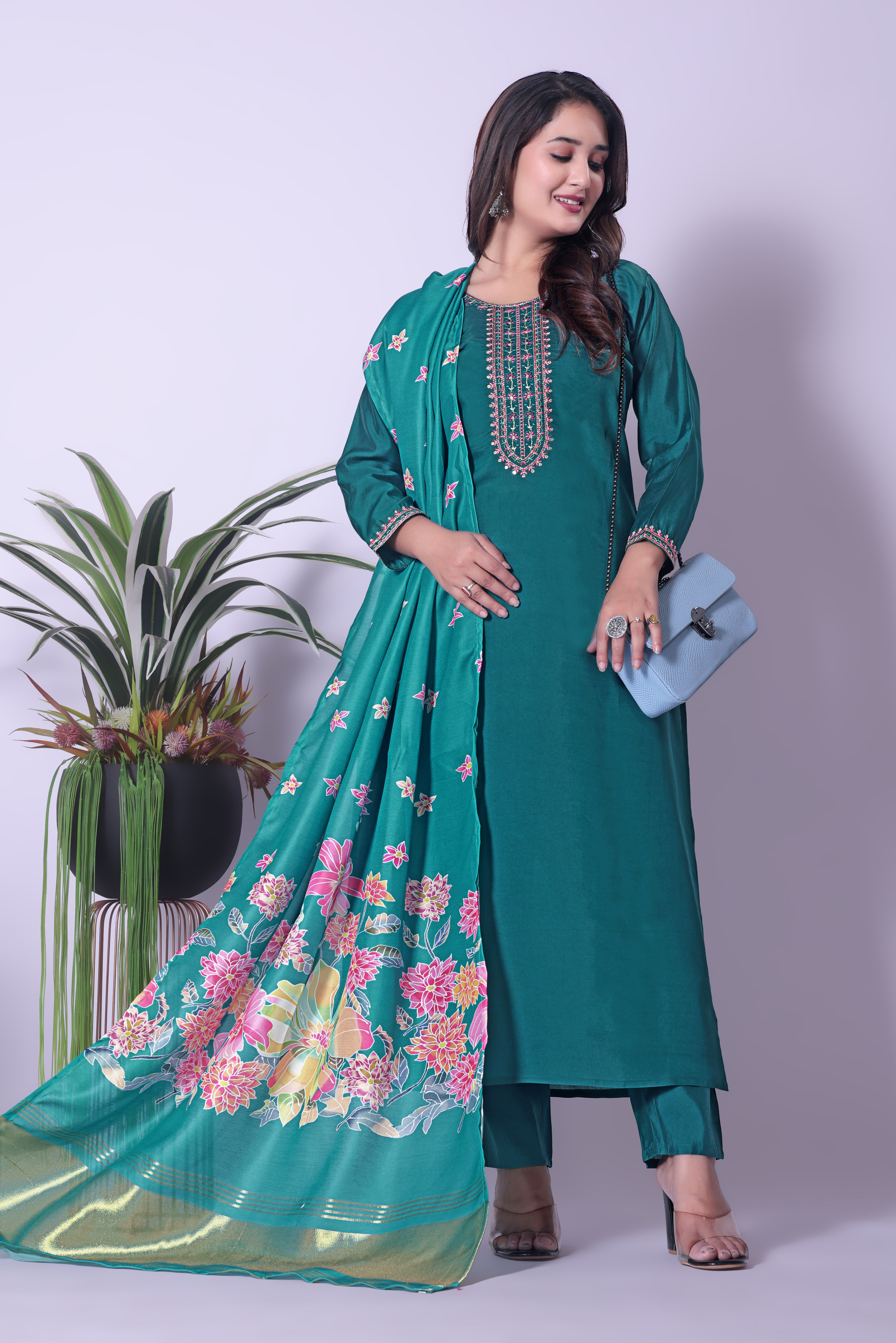 Stylish Embroidered Kurta & Pant Set with Organza Dupatta
